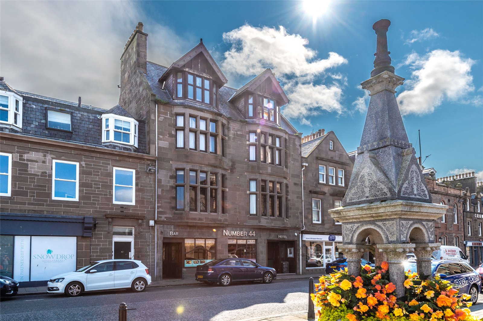 42 Allardice Street